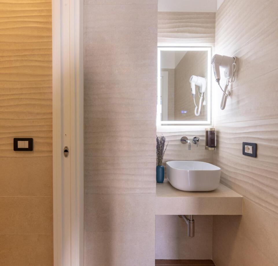 Armony Luxury Suites カターニア エクステリア 写真